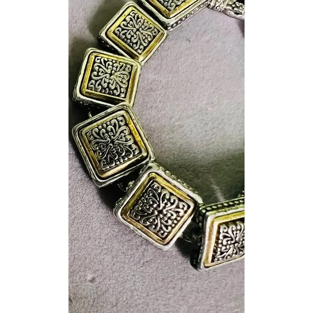 Silvertone Stretchable Decorative Bracelet